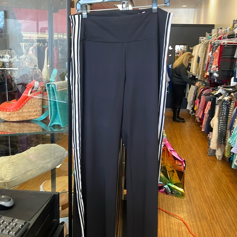 Athlete Wide Leg Joggers